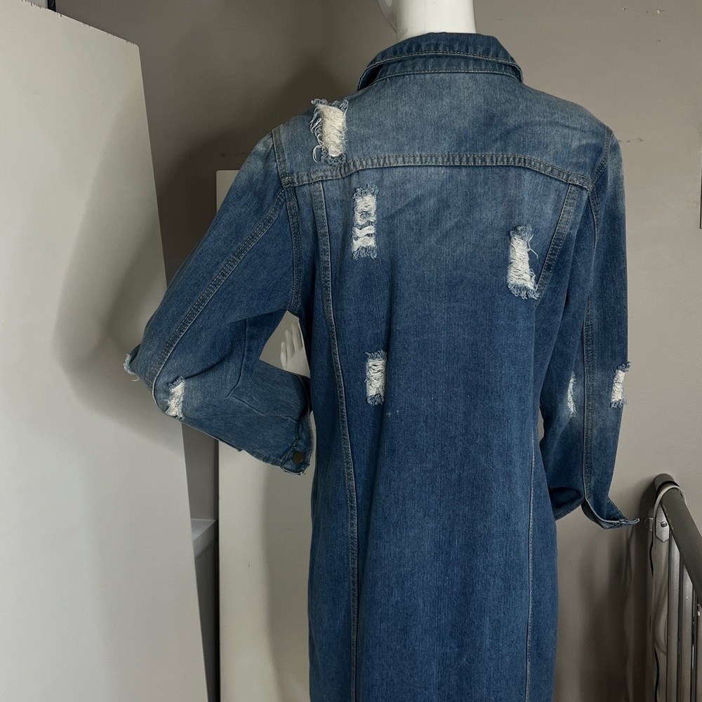 Women’s Sz 8-10 Long Distressed Denim Dress Trench Coat - Picture 6 of 12